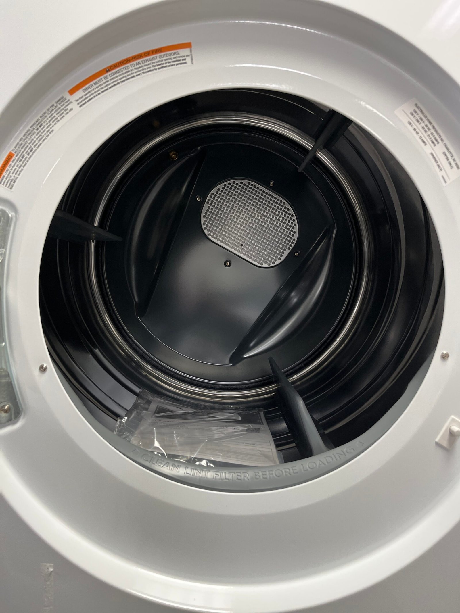 New-27-Laundry-Set-Electrolux-ELTE760CAW-1