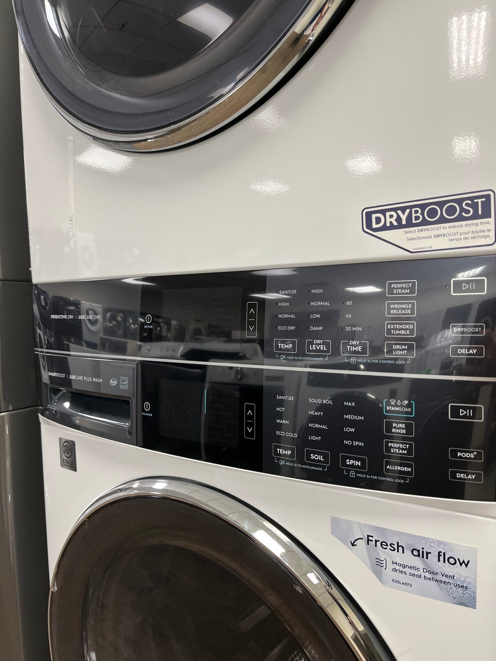 New-27-Laundry-Set-Electrolux-ELTE760CAW-3