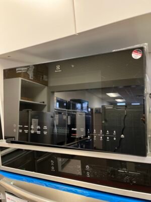 Open Box – 22" Microwave Electrolux EMBS2411ABA