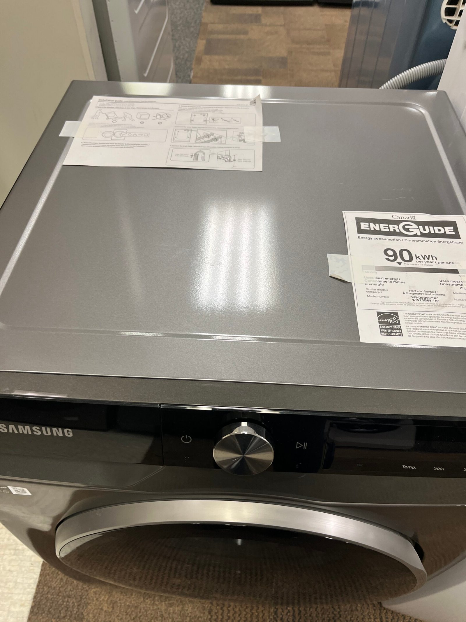 Open-Box-24-Washer-Samsung-WW25B6900AX-3