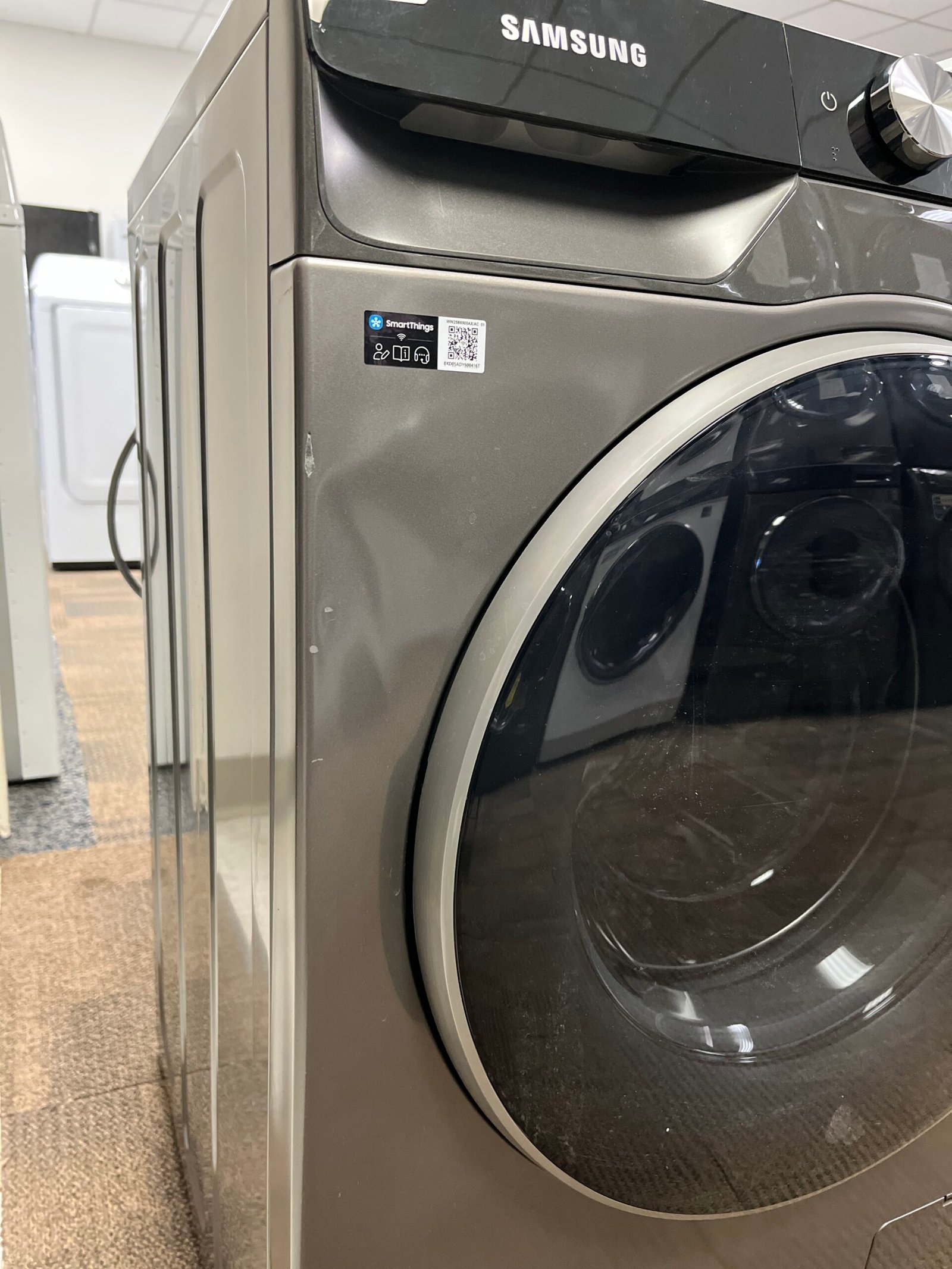 Open-Box-24-Washer-Samsung-WW25B6900AX-4