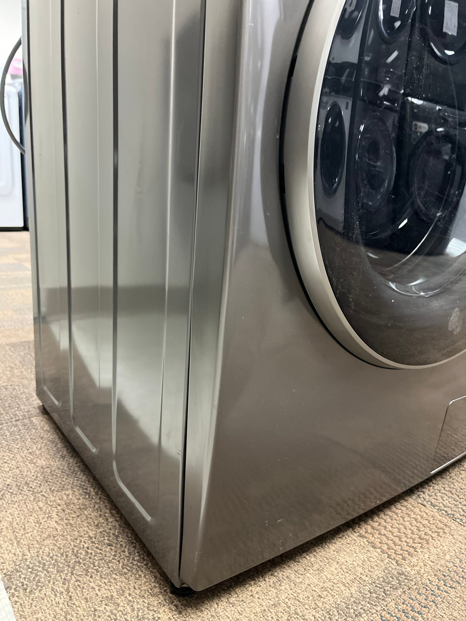 Open-Box-24-Washer-Samsung-WW25B6900AX-5