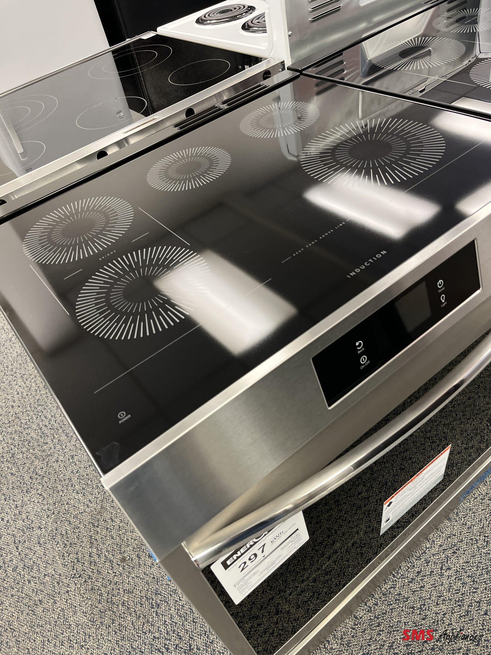 Open-Box-30-Stove-Frigidaire-GCFI306CBF-3