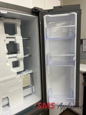 Open Box Fridges FR22A4111SR Samsung - Image 4