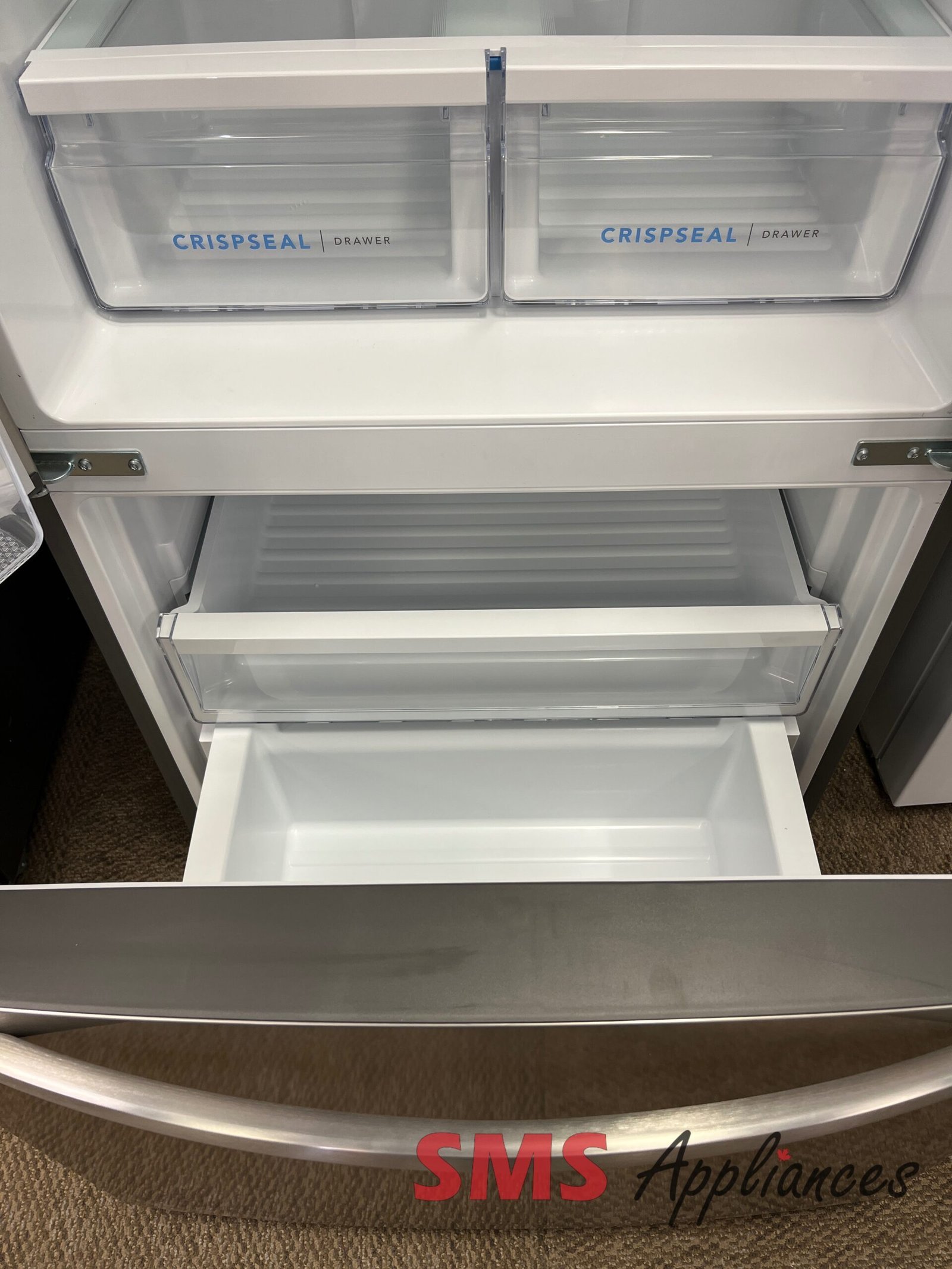 Open-Box-Fridges-FRFG1813AV-5-2-scaled-1.jpg Open Box Fridges FRFG1813AV Frigidaire - Image 5