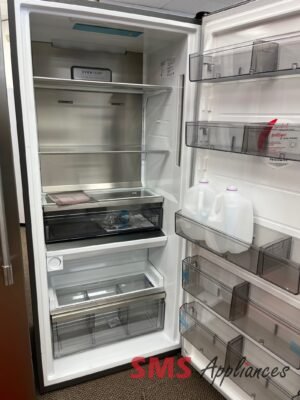New Fridges FPRU19F8WF Frigidaire - Image 3