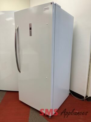 Open Box Freezers FRAE2136AW Frigidaire - Image 4