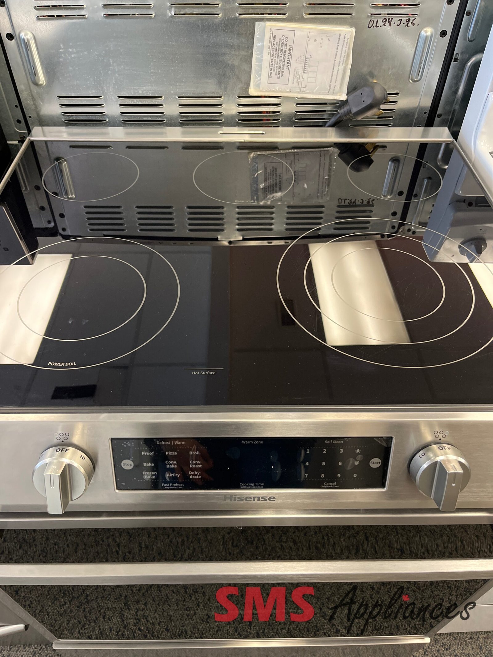Open-Box-Stoves-Ranges-HFE3501CPS-4-scaled-1.jpg Open Box Stoves / Ranges HFE3501CPS Hisense - Image 4
