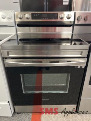 Refurbished Stoves / Ranges NE63A6111SS/AC Samsung - Image 1