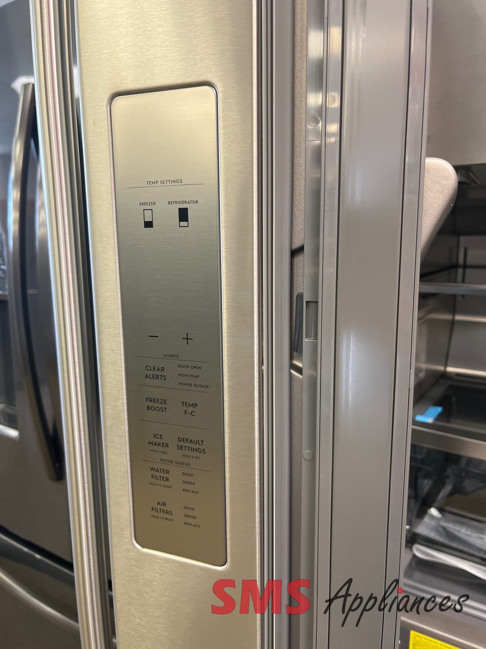 Open-Box-Fridges-ERMC2295AS-7-scaled-1.jpg Open Box Fridges ERMC2295AS Electrolux - Image 7