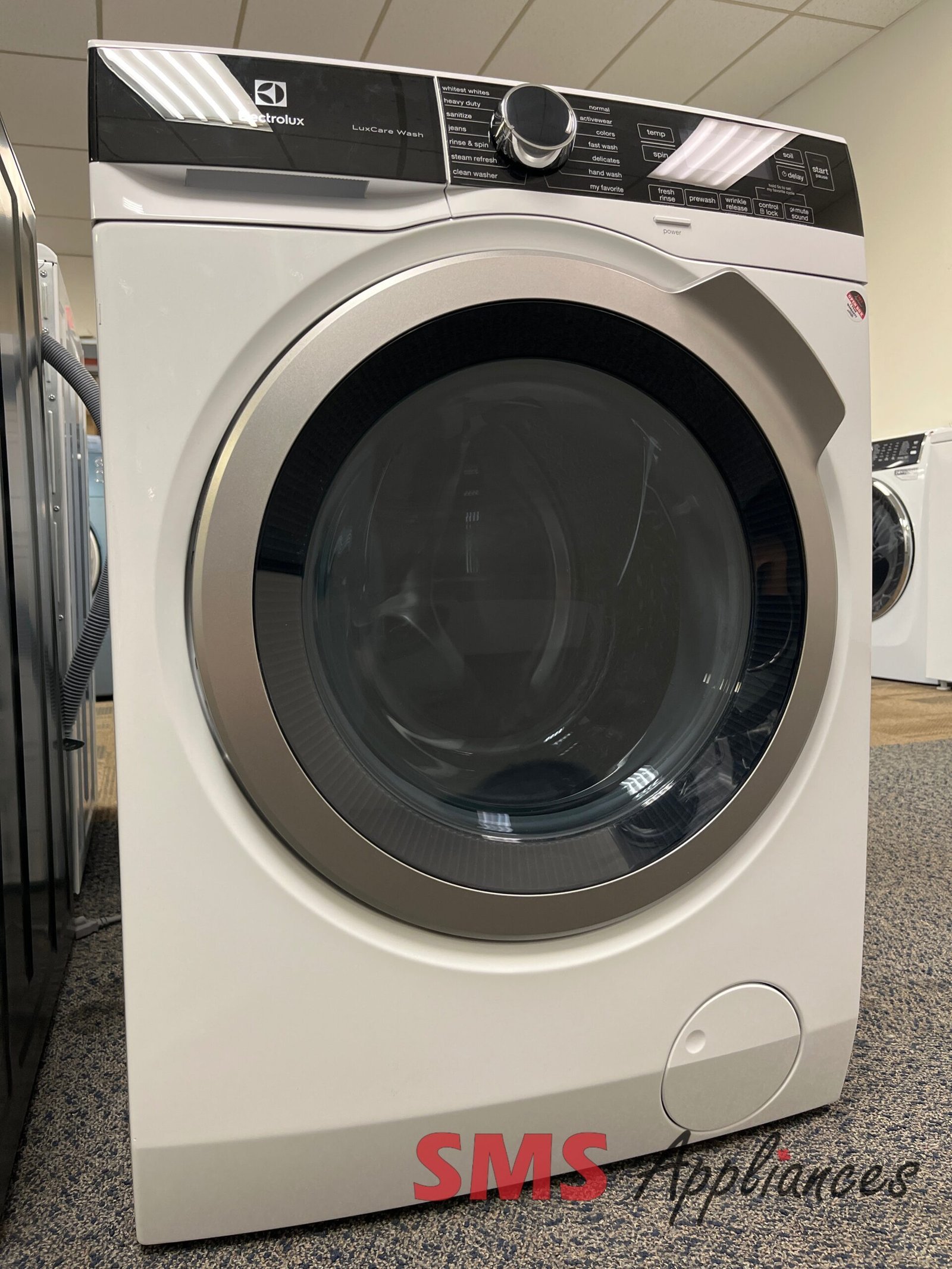 Open-Box-Washers-ELFW4222AW-1-scaled-1.jpg Open Box Washers ELFW4222AW Electrolux - Image 1