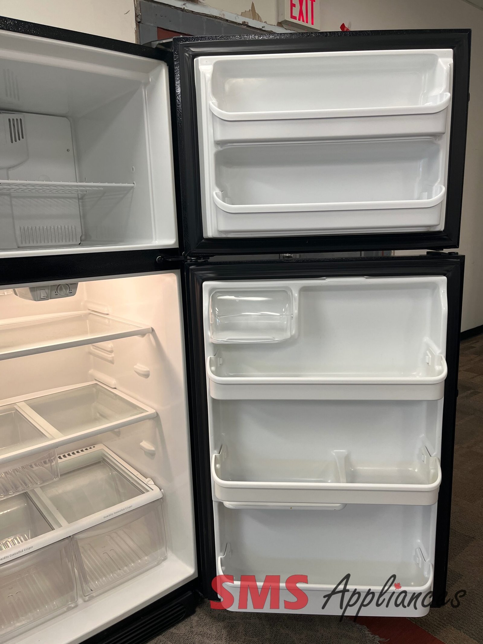 Refurbished-Fridges-FRT21S6AB-3-scaled-1.jpg Refurbished Fridges FRT21S6AB Frigidaire - Image 3